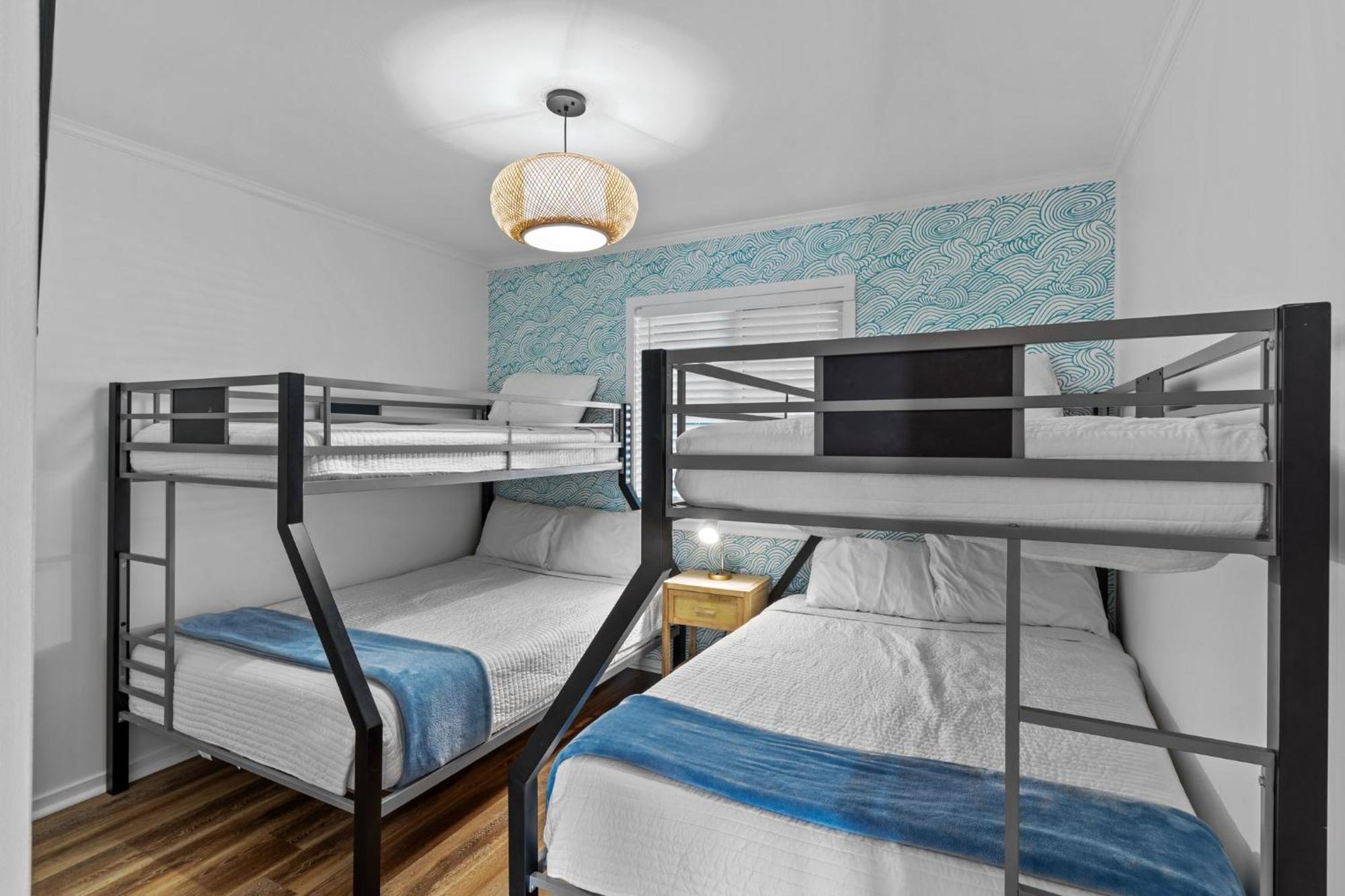 Hébergement de vacances Hang Hideaway, Pool, Condo, Parking - 6 Person Max Occupancy Carolina Beach