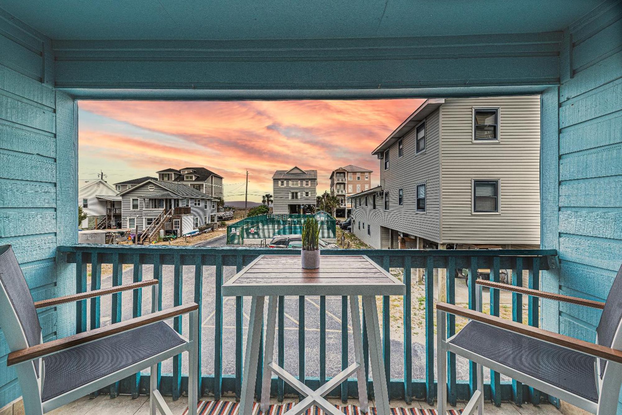 Hang Hideaway, Pool, Condo, Parking - 6 Person Max Occupancy Hébergement de vacances Carolina Beach